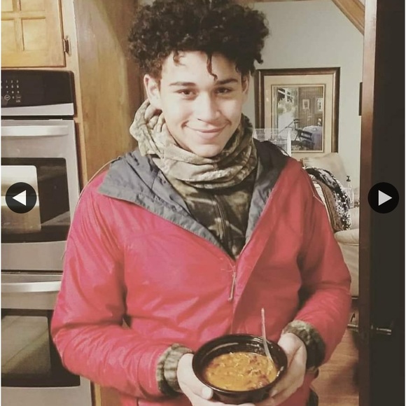 Meet your Posher, Bundle - Picture 2 of 6